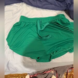 NWOT Kelly Green Skort Zenana Size Large